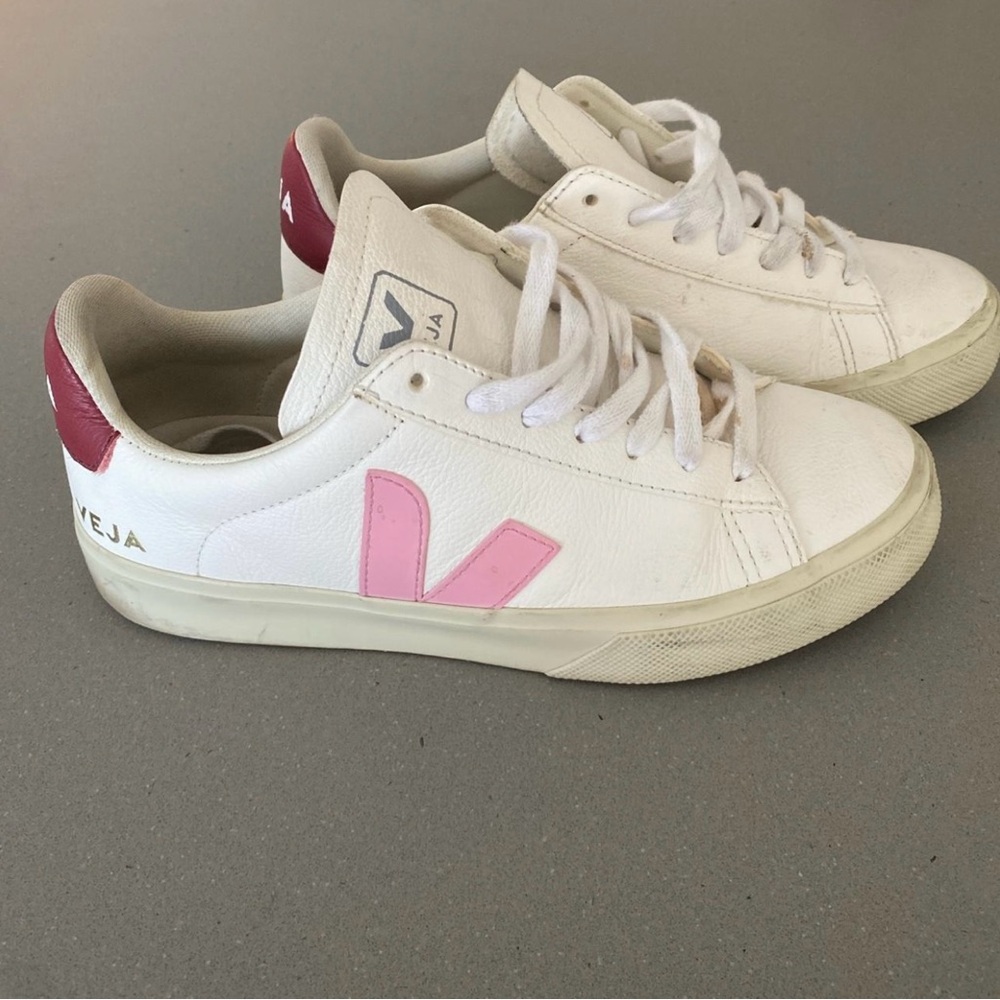Veja campo leather shoes